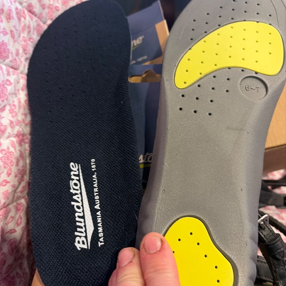Blundstone comfort footbed size 6-7 - Picture 4 of 4
